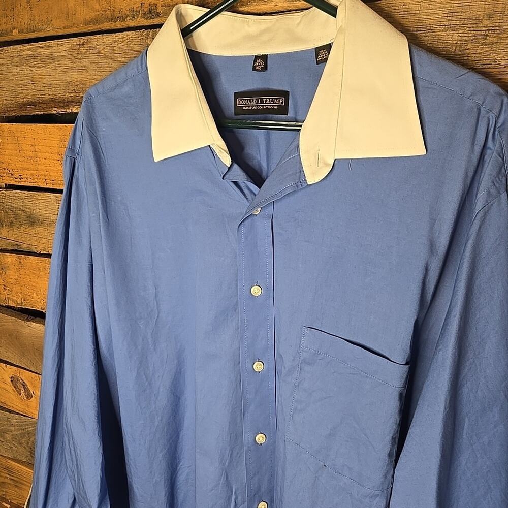 Donald J. Trump Signature Collection Blue Dress Shirt Size 18.5 34/35